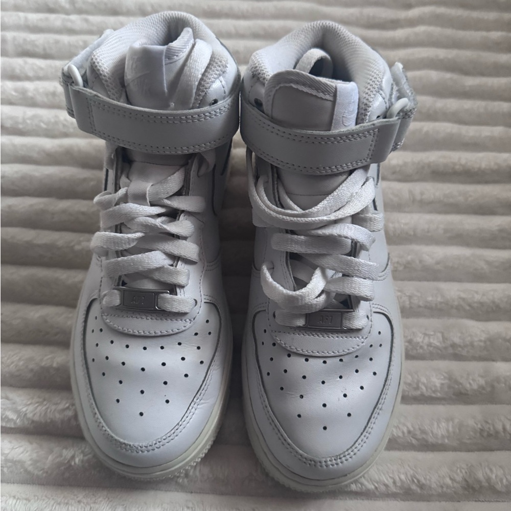 Women’s White High-Top Athletic Sneakers